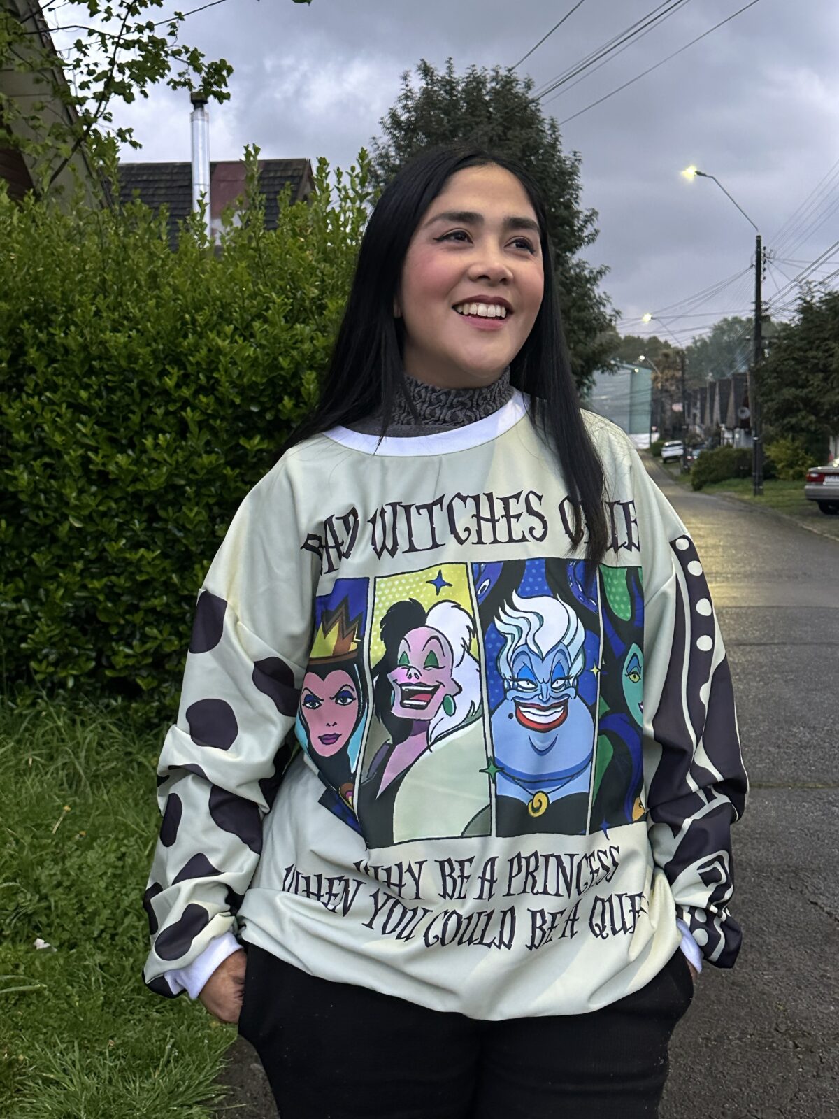 Hoodie Villanas 2 - Imagen 1